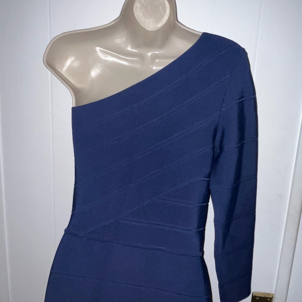 NWT | Guess by Marciano Navy One Shoulder Bandage Dress!! - Picture 3 of 7